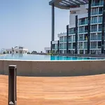 Appartement Deluxe W/ Rooftop Pool In The Heart Of Kyrenia Girne