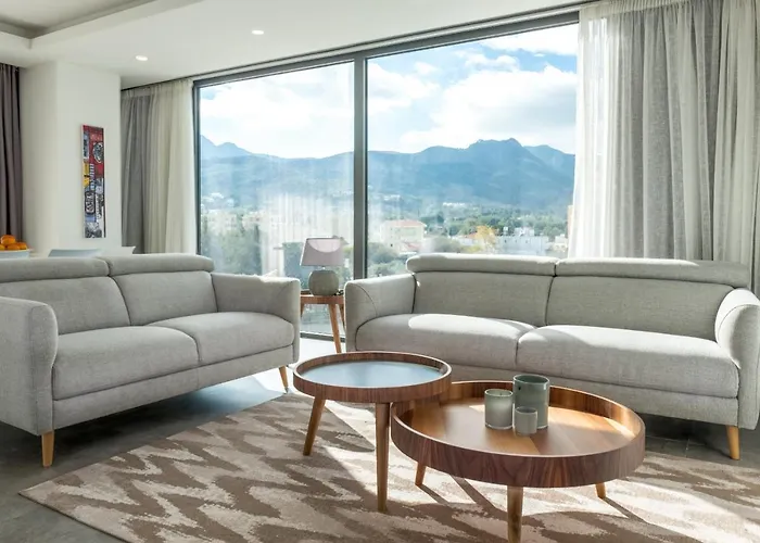 Deluxe W/ Rooftop Pool In The Heart Of Kyrenia Kyrenia (Northern Cyprus)