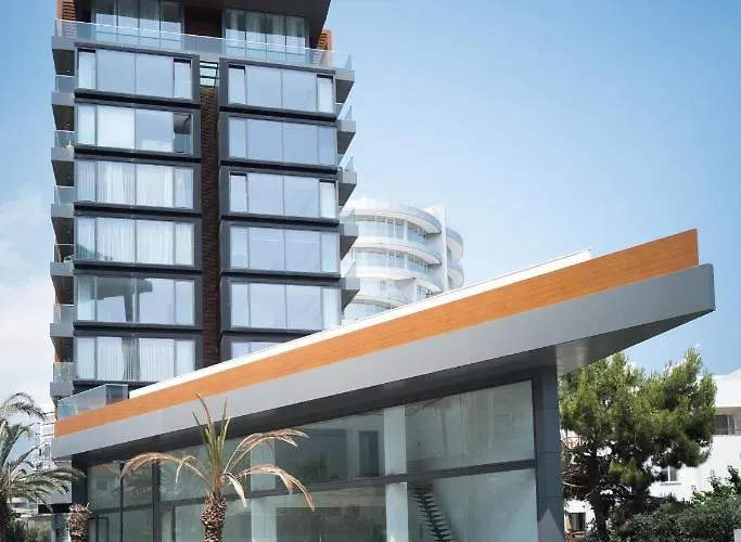 Deluxe W/ Rooftop Pool In The Heart Of Kyrenia Apartmán Kyrenia (Northern Cyprus)