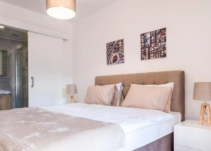 Apartmán Deluxe W/ Rooftop Pool In The Heart Of Kyrenia *